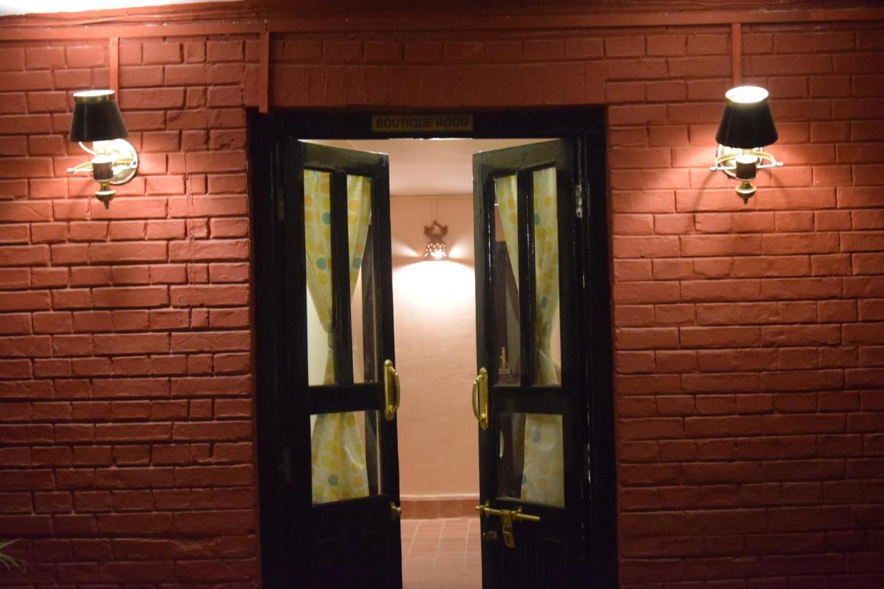 Hotel Siraaj Lalitpur Exterior foto